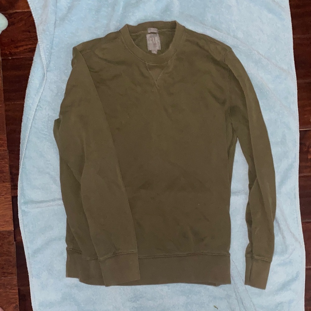 GAP Men's Crewneck Sweater in Olive